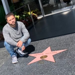 Meet your Posher, Thomas